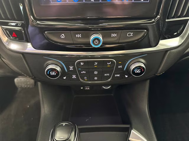2020 Graphite Metallic Chevrolet Traverse RS AWD SUV