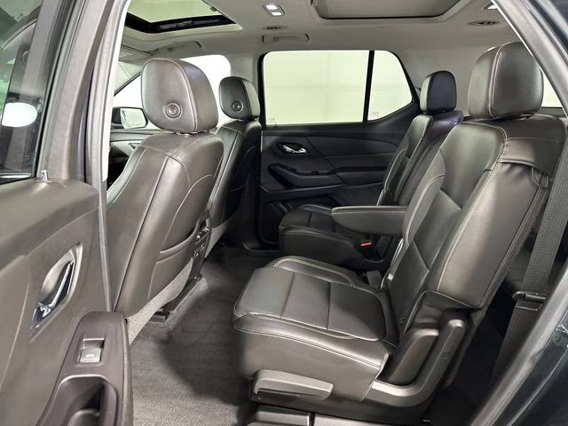 2020 Graphite Metallic Chevrolet Traverse RS AWD SUV