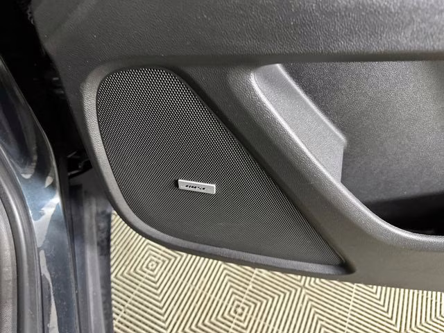 2020 Graphite Metallic Chevrolet Traverse RS AWD SUV