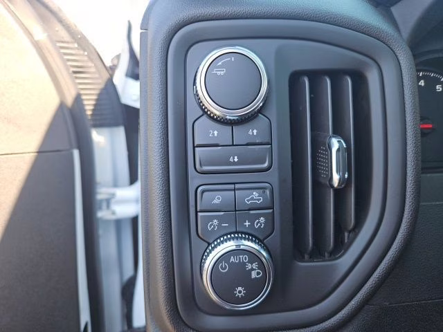 2026 Summit White GMC Sierra 2500HD Pro 4X4 Truck
