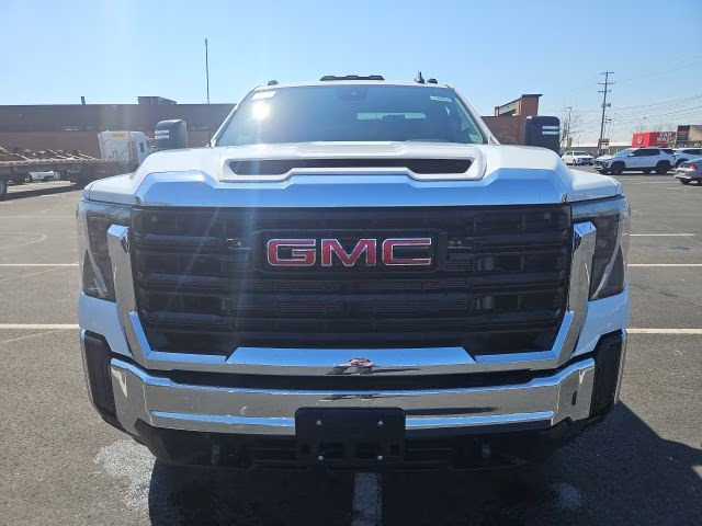 2026 Summit White GMC Sierra 2500HD Pro 4X4 Truck