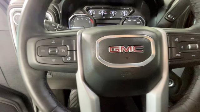 2021 Quicksilver Metallic GMC Sierra 2500HD SLT 4X4 Truck