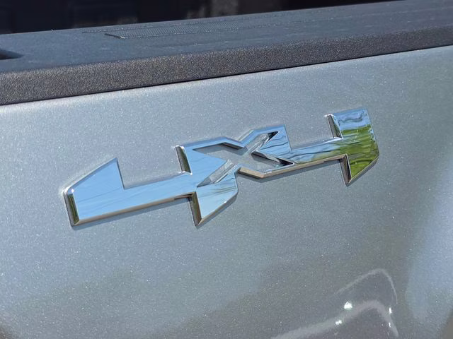 2026 Sterling Metallic GMC Sierra 2500HD SLE 4X4 Truck