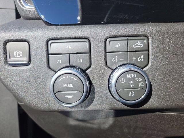 2026 Onyx Black GMC Sierra 2500HD SLE 4X4 Truck