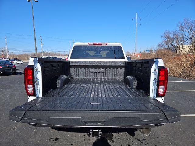 2026 Summit White GMC Sierra 2500HD SLE 4X4 Truck