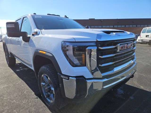 2026 Summit White GMC Sierra 2500HD SLE 4X4 Truck