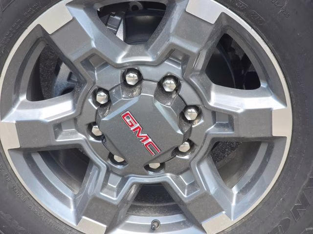 2026 Glacier White Tricoat GMC Sierra 2500HD SLT 4X4 Truck