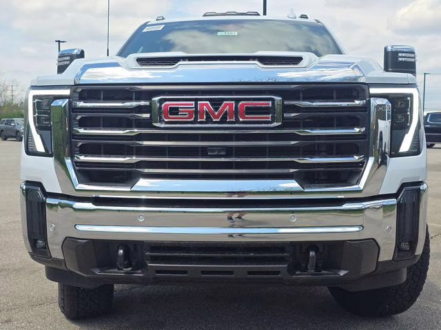 2026 Glacier White Tricoat GMC Sierra 2500HD SLT 4X4 Truck
