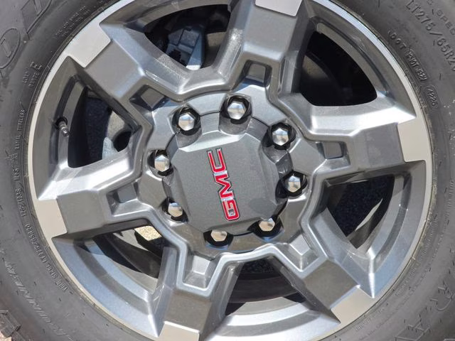 2026 Glacier White Tricoat GMC Sierra 2500HD SLT 4X4 Truck