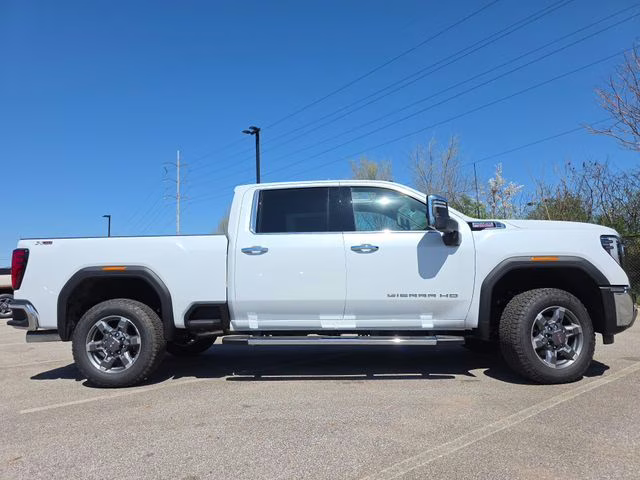 2026 Glacier White Tricoat GMC Sierra 2500HD SLT 4X4 Truck