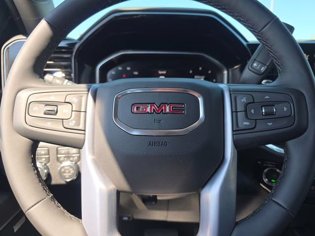 2026 Glacier White Tricoat GMC Sierra 2500HD SLT 4X4 Truck