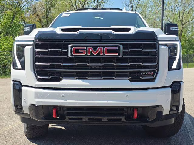 2026 Summit White GMC Sierra 2500HD AT4 4X4 Truck