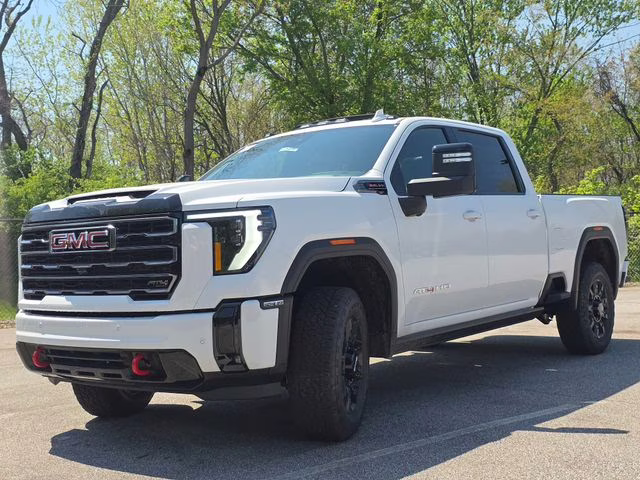 2026 Summit White GMC Sierra 2500HD AT4 4X4 Truck