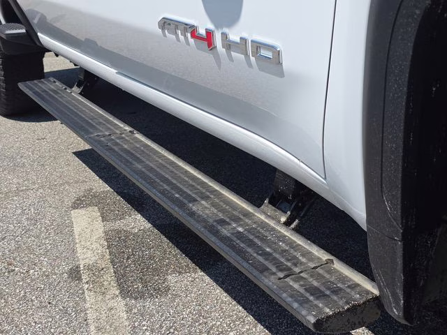 2026 Summit White GMC Sierra 2500HD AT4 4X4 Truck