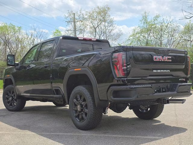 2026 Onyx Black GMC Sierra 2500HD AT4 4X4 Truck