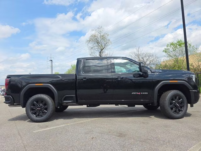 2026 Onyx Black GMC Sierra 2500HD AT4 4X4 Truck