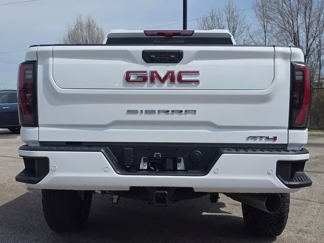 2026 Summit White GMC Sierra 2500HD AT4 4X4 Truck