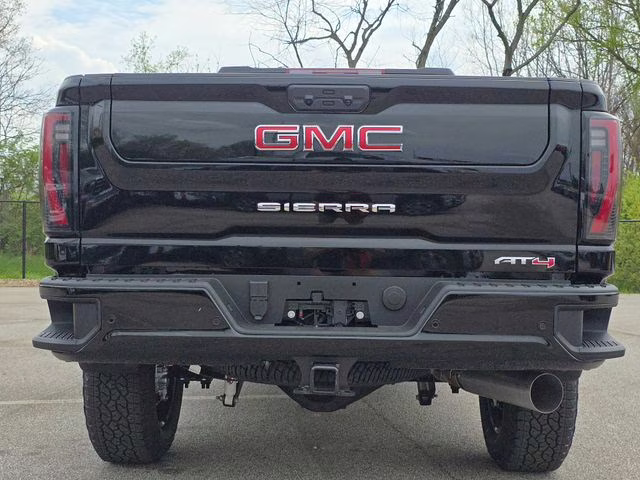 2026 Onyx Black GMC Sierra 2500HD AT4 4X4 Truck