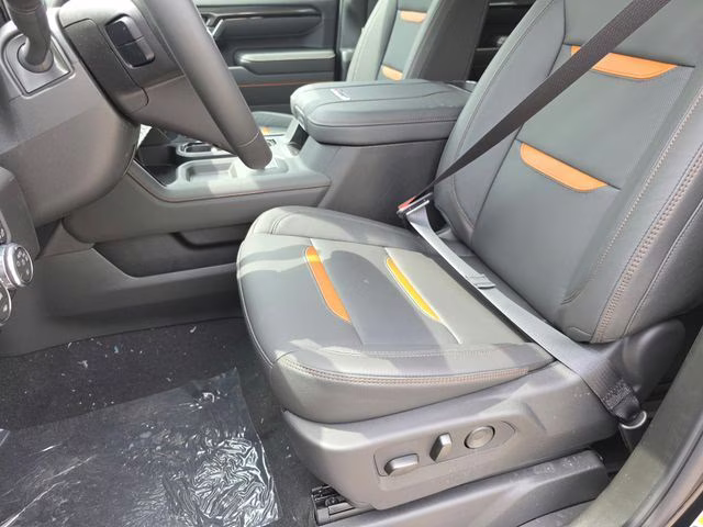 2026 Onyx Black GMC Sierra 2500HD AT4 4X4 Truck