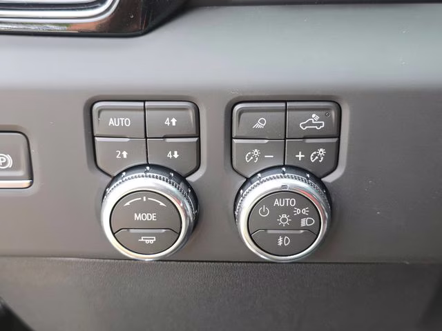 2026 Onyx Black GMC Sierra 2500HD AT4 4X4 Truck