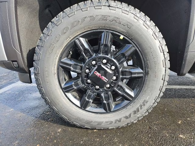 2026 Sterling Metallic GMC Sierra 2500HD AT4 4X4 Truck