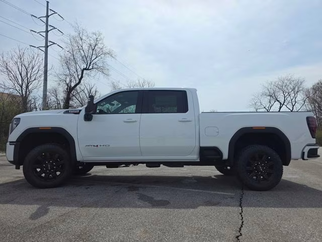 2026 Summit White GMC Sierra 2500HD AT4 4X4 Truck