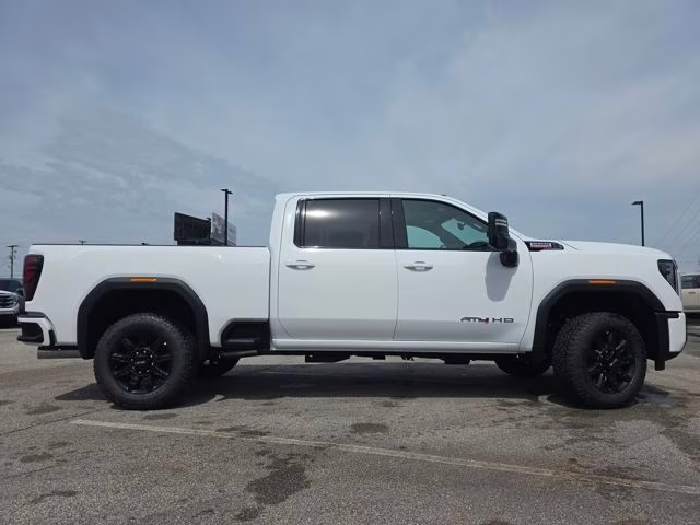 2026 Summit White GMC Sierra 2500HD AT4 4X4 Truck