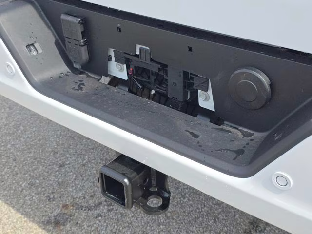2026 Summit White GMC Sierra 2500HD AT4 4X4 Truck