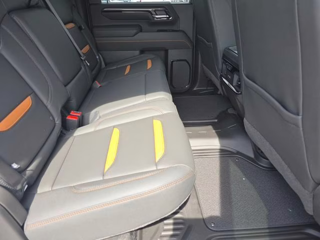 2026 Summit White GMC Sierra 2500HD AT4 4X4 Truck
