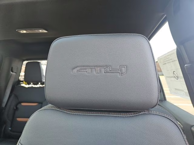 2026 Onyx Black GMC Sierra 2500HD AT4 4X4 Truck