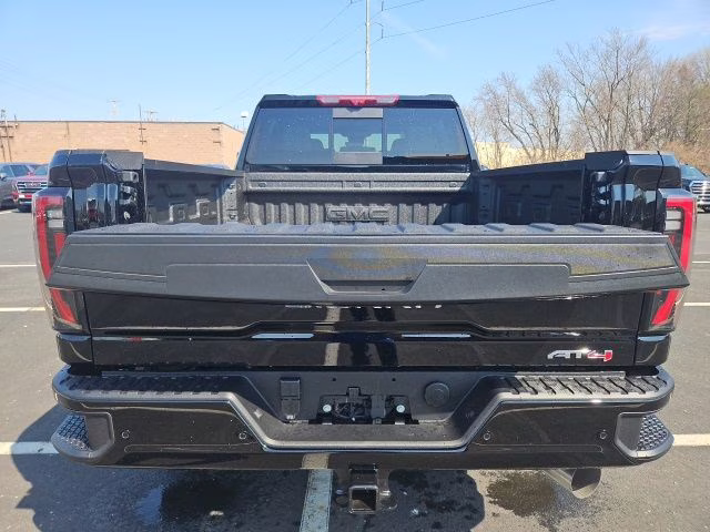 2026 Onyx Black GMC Sierra 2500HD AT4 4X4 Truck