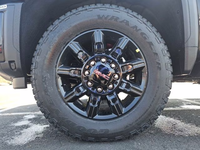 2026 Onyx Black GMC Sierra 2500HD AT4 4X4 Truck