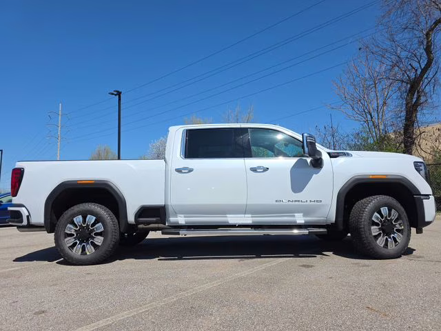 2026 Glacier White Tricoat GMC Sierra 2500HD Denali 4X4 Truck