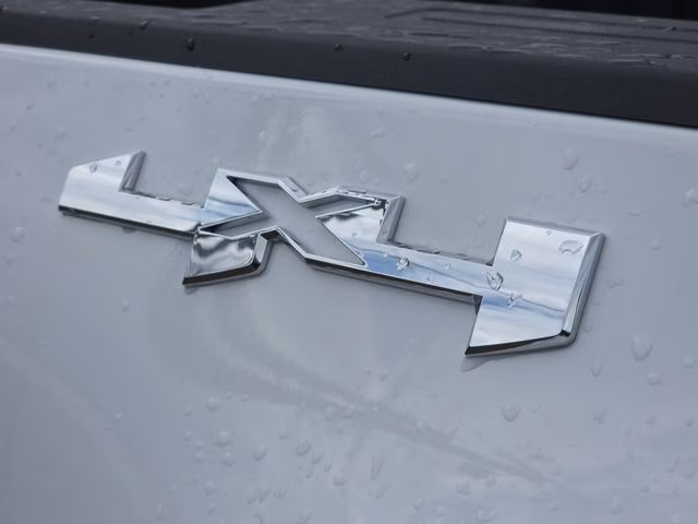 2026 Summit White GMC Sierra 3500HD SLE 4X4 Truck