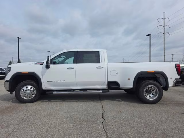 2026 Summit White GMC Sierra 3500HD SLT 4X4 Truck