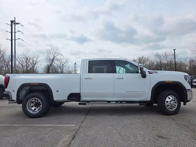 2026 Summit White GMC Sierra 3500HD SLT 4X4 Truck
