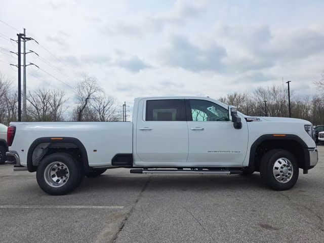 2026 Summit White GMC Sierra 3500HD SLT 4X4 Truck