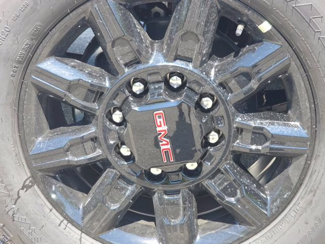 2026 Summit White GMC Sierra 3500HD AT4 4X4 Truck