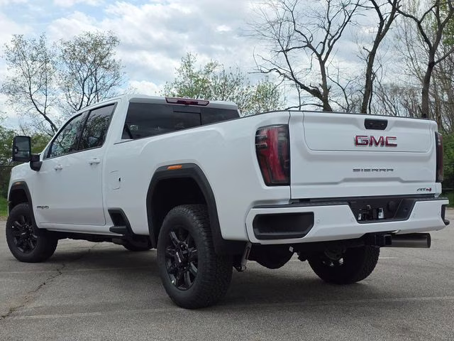 2026 Summit White GMC Sierra 3500HD AT4 4X4 Truck