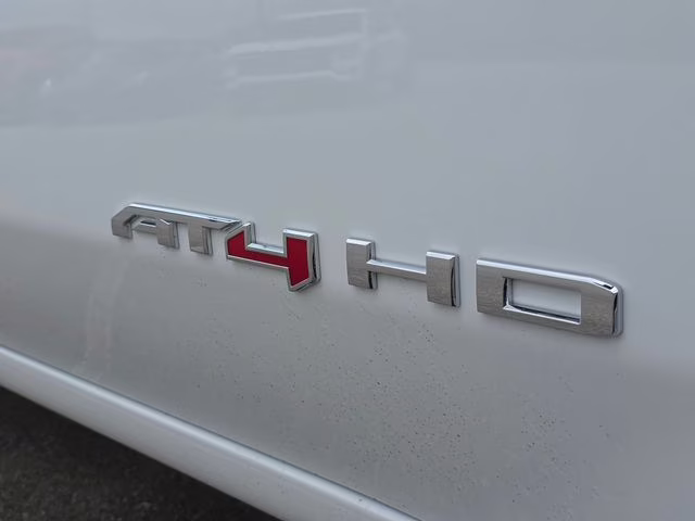 2026 Summit White GMC Sierra 3500HD AT4 4X4 Truck