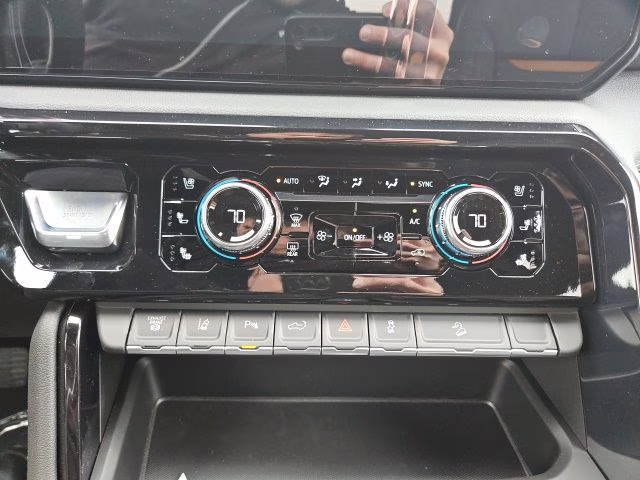 2026 Onyx Black GMC Sierra 3500HD AT4 4X4 Truck
