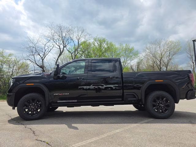2026 Onyx Black GMC Sierra 3500HD AT4 4X4 Truck