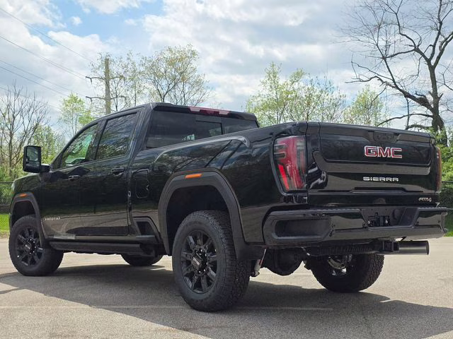 2026 Onyx Black GMC Sierra 3500HD AT4 4X4 Truck