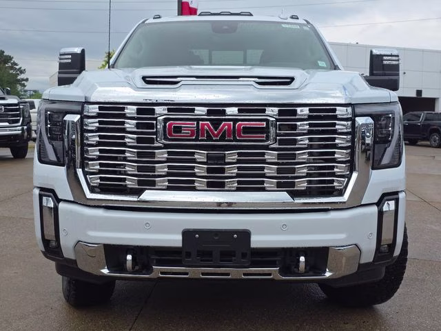 2026 Glacier White Tricoat GMC Sierra 3500HD Denali 4X4 Truck