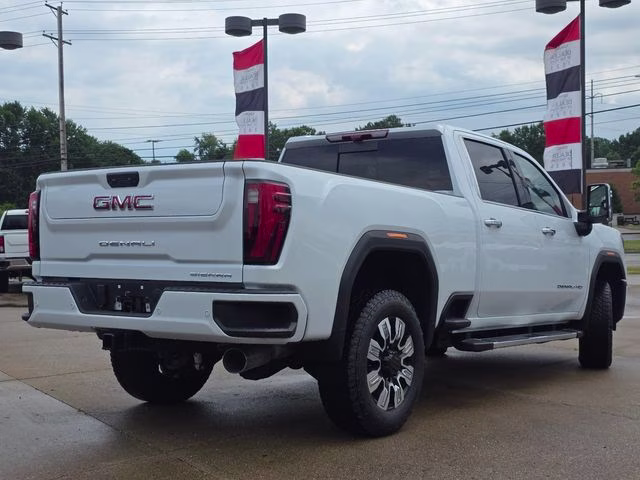 2026 Glacier White Tricoat GMC Sierra 3500HD Denali 4X4 Truck