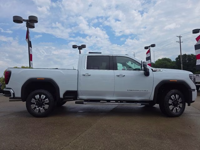 2026 Glacier White Tricoat GMC Sierra 3500HD Denali 4X4 Truck