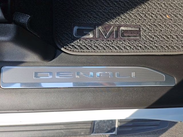 2026 Glacier White Tricoat GMC Sierra 3500HD Denali 4X4 Truck
