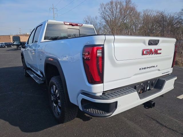 2026 Glacier White Tricoat GMC Sierra 3500HD Denali 4X4 Truck