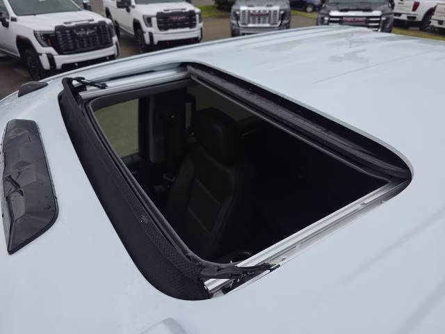 2026 Glacier White Tricoat GMC Sierra 3500HD Denali 4X4 Truck