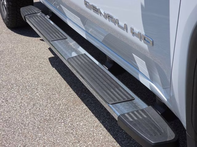 2026 Glacier White Tricoat GMC Sierra 3500HD Denali 4X4 Truck